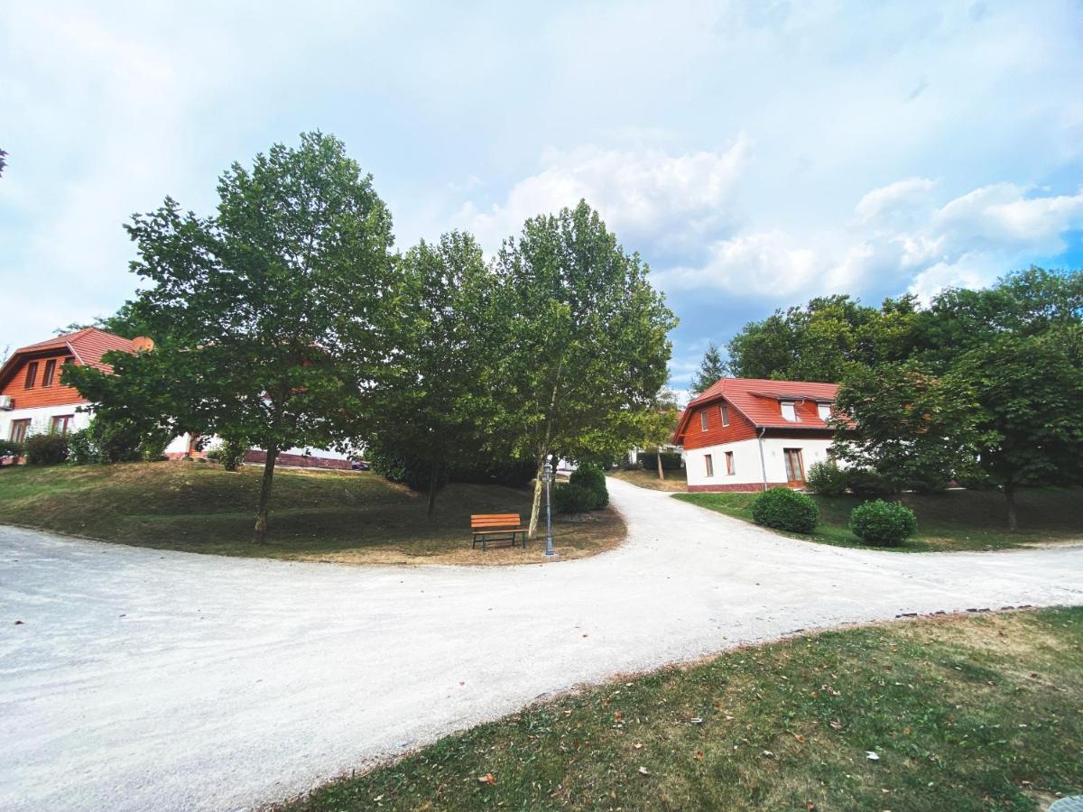 Thermal Valley Apartman - Batthyany Villapark Zalacsány Dış mekan fotoğraf